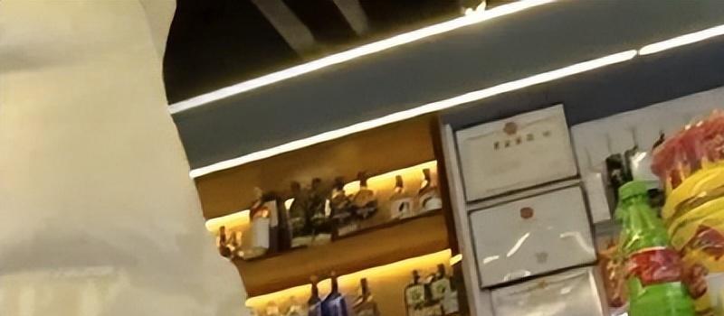 百万粉丝网红被当众造黄谣，她在众目睽睽下完成了一次完美反杀！(图15)