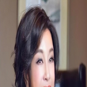 刘晓庆：真实身家曝光！19座豪宅、102亿翡翠引发热议！